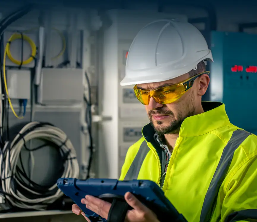 Agenda una evaluación de un técnico en equipos eléctricos